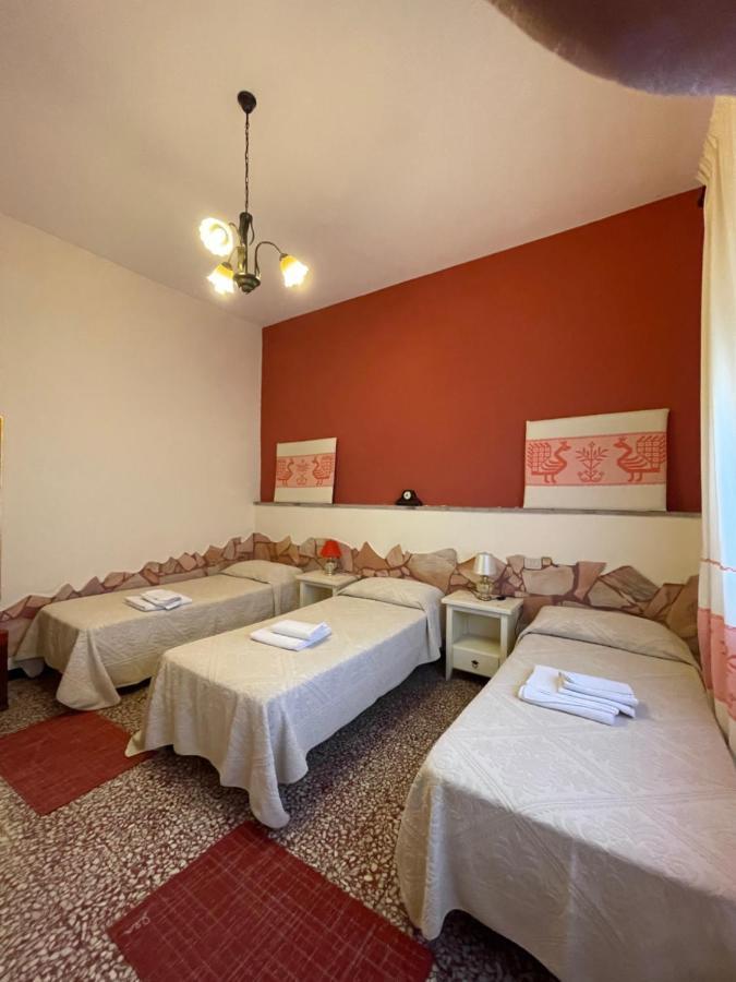Fera5 Hotel Olbia Exterior photo