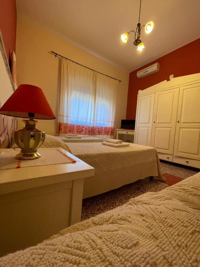 Fera5 Hotel Olbia Exterior photo